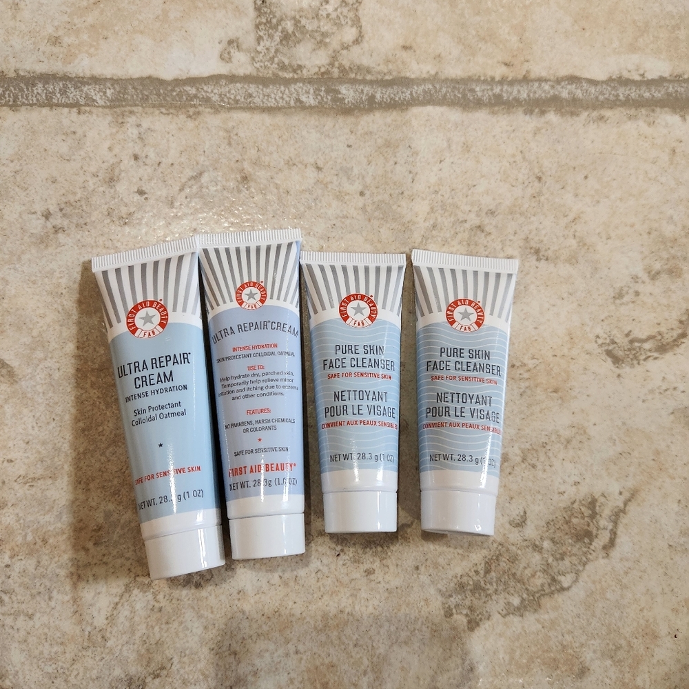 (4) First Aid Beauty